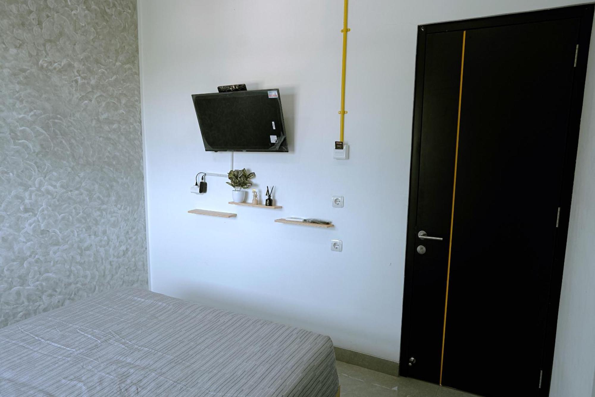 Arlita Guesthouse Cianjur Exterior foto